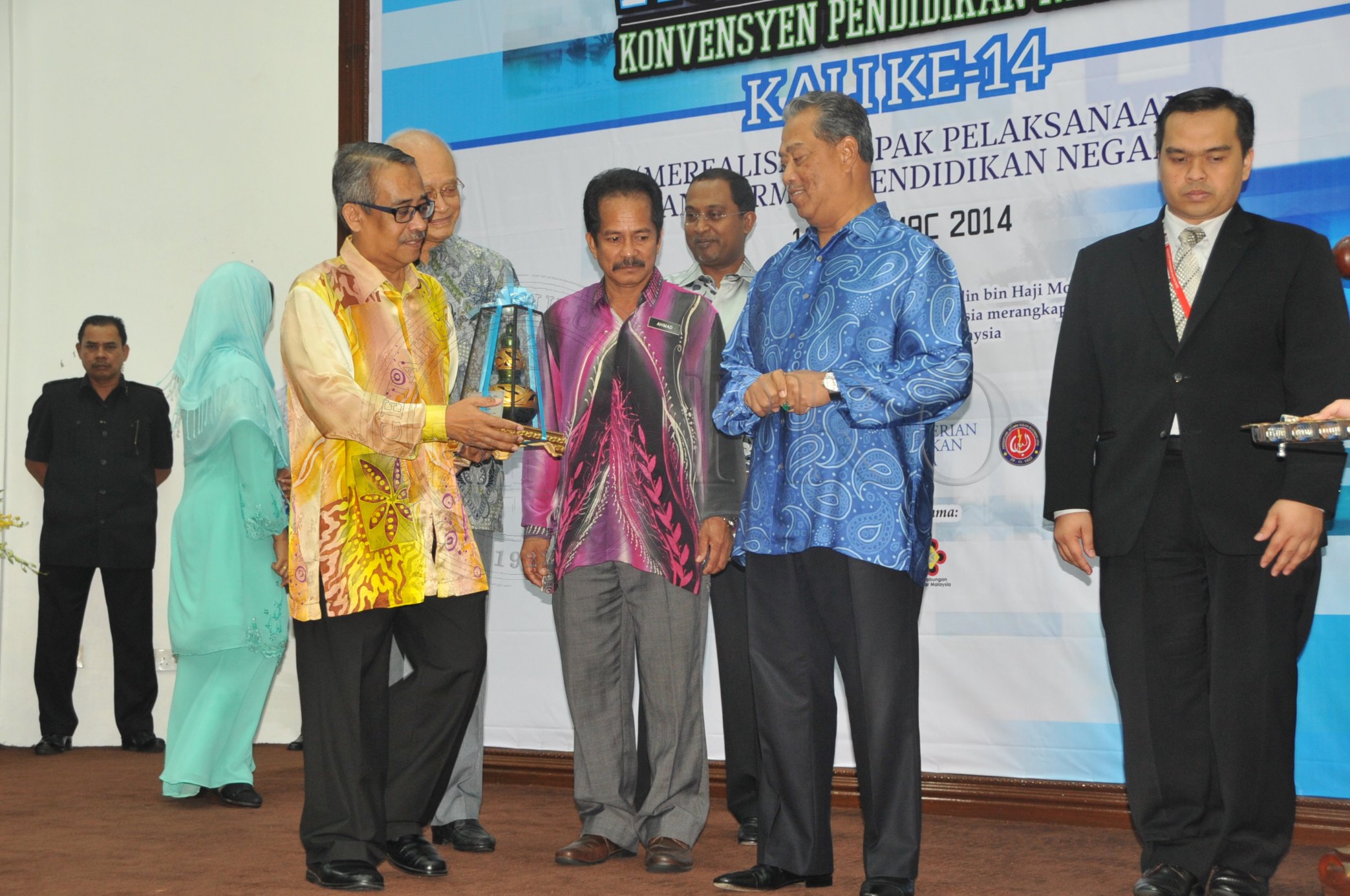 PRO 14 28 KONPEN PRO 6732